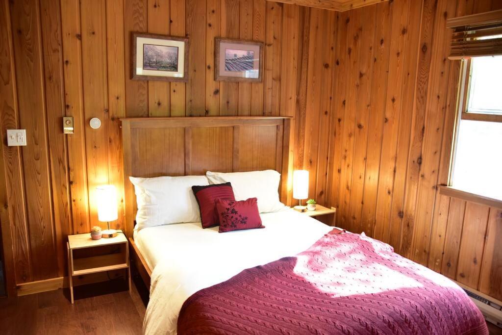 Quiet And Comfy 3Bed/2Bath - Chalet With Hot Tub. Cedar Luaran gambar