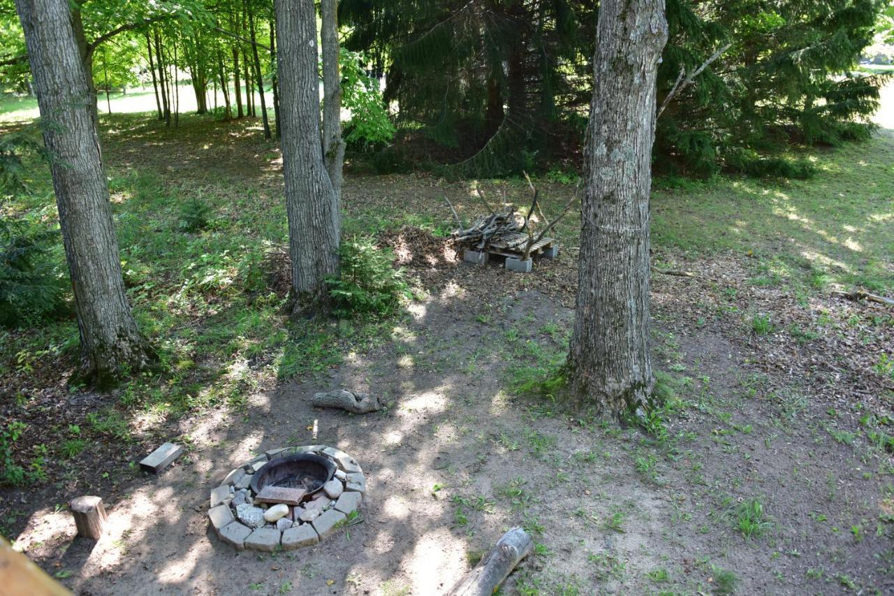 Quiet And Comfy 3Bed/2Bath - Chalet With Hot Tub. Cedar Luaran gambar